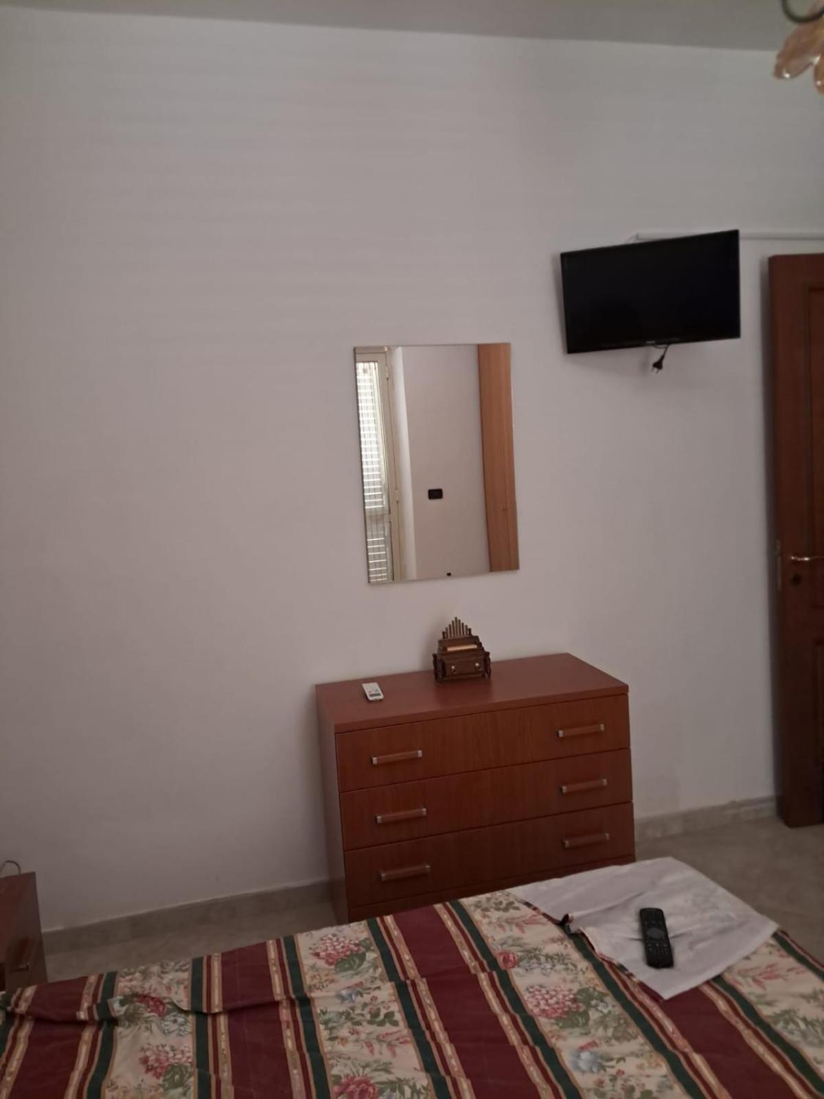 La Rosa Dei Venti Apartment เรจโจ ดี คาลาเบีย ภายนอก รูปภาพ